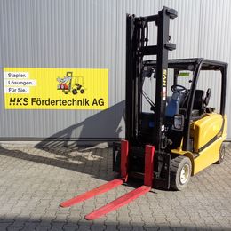 Yale ERP30VL °°° Chariot 4 roues électrique