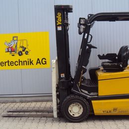 Yale ERP30ALF °°° Chariot 4 roues électrique