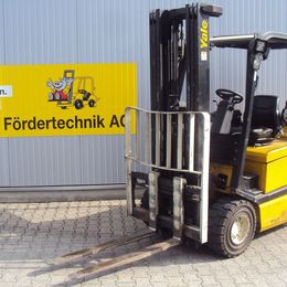 Yale ERP30ALF °°° Chariot 4 roues électrique