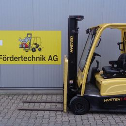 Hyster J1.5XNT SWB °°° Chariot 3 roues électrique