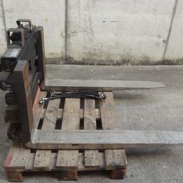 Dispositif de réglage des fourches Meyer