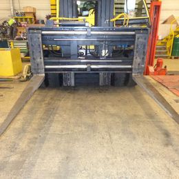 Dispositif de réglage des fourches Stabau