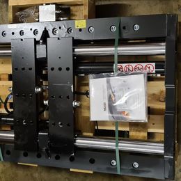 Dispositif de réglage des fourches Meyer