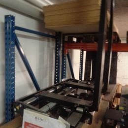 Dispositif de réglage des fourches avec déplacement latéral E-L-M